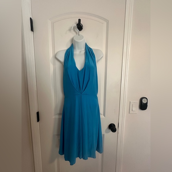 Amanda Uprichard Dresses & Skirts - Amanda Uprichard blue 100% silk halter minidress size small